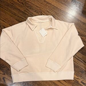 Elle Grey creamCollared Pullover sweatshirt